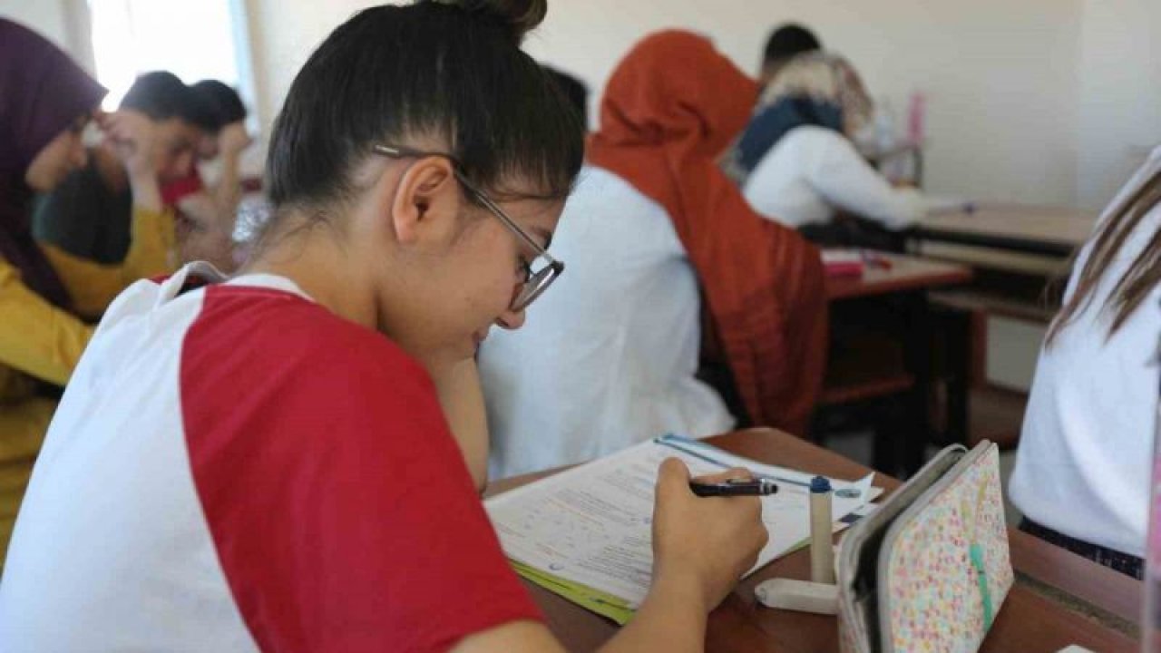Gaziantep Büyükşehir Belediyesi Sanat ve Meslek Eğitim Kursları’nda YKS başarısı