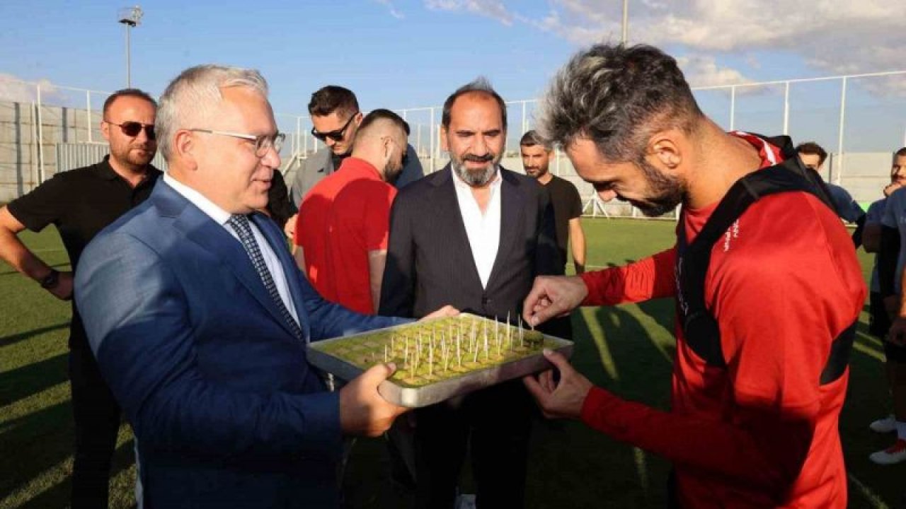 Sivasspor’a meşhur Gaziantep baklavası