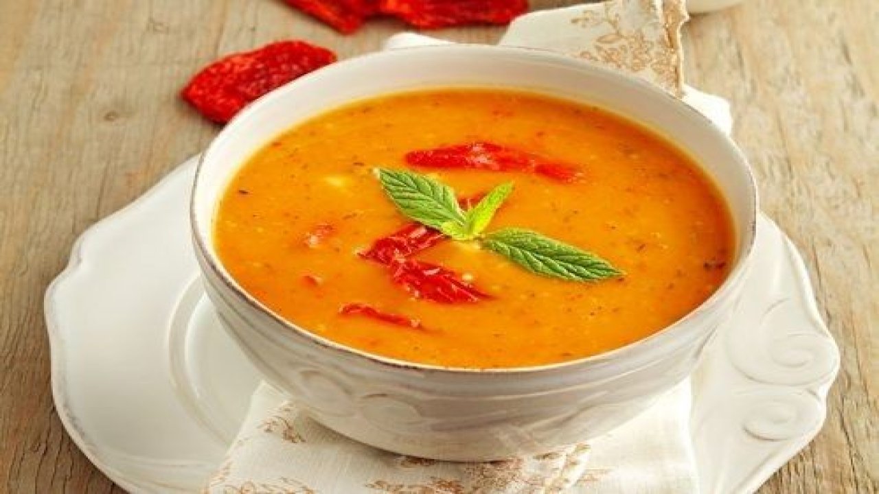 Hep yanlış pişirmişiz. Tarhana çorbasının lezzetini beşe katlamak için mutlaka bunu deneyin