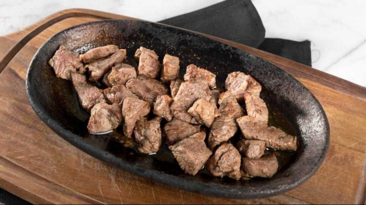 Kavurmanın kilosu 600 TL’yi aştı, vatandaş hesaplara başladı! 1 kilo pastırma fiyatı da rekor kırdı!