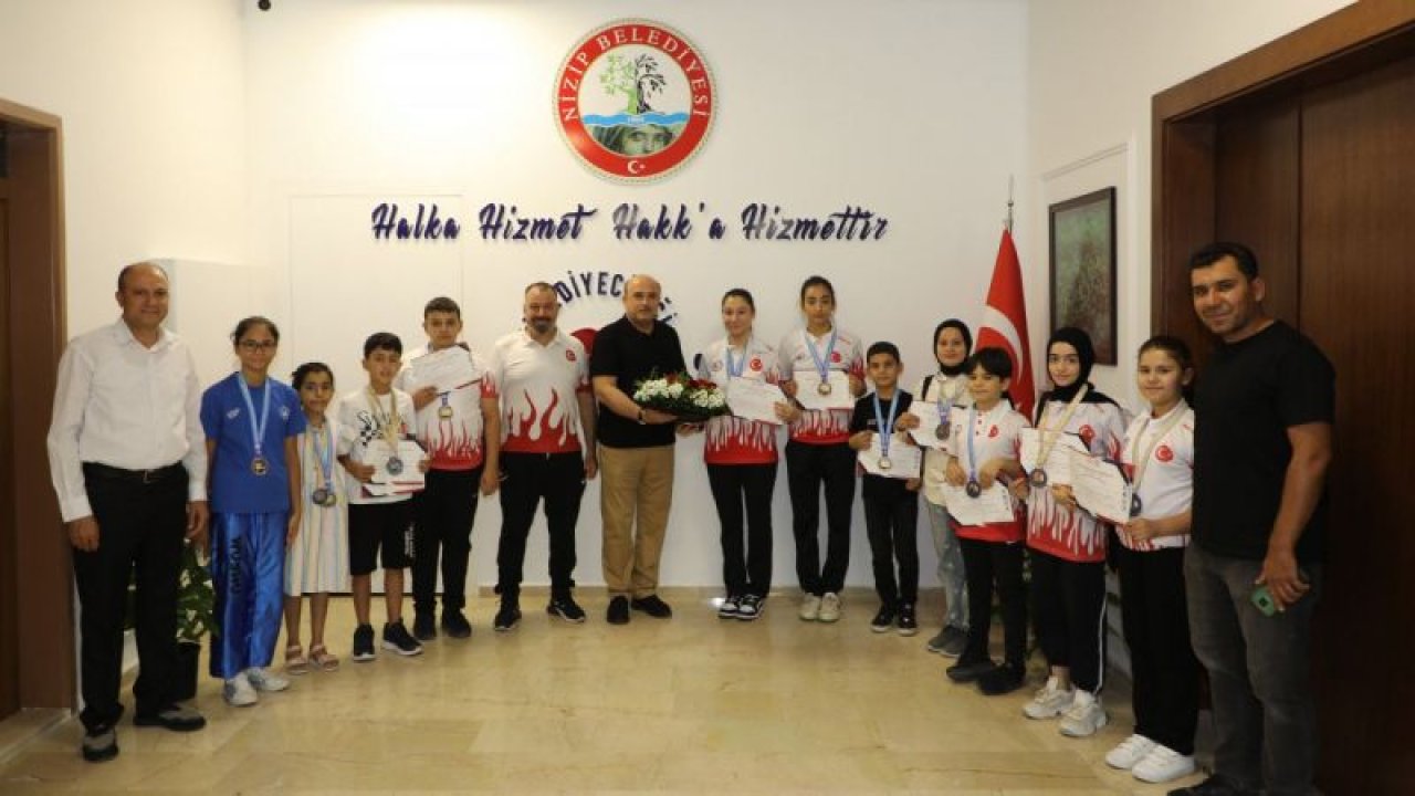 Nizip Belediye Başkanı Sarı, başarılı sporcuları ağırladı