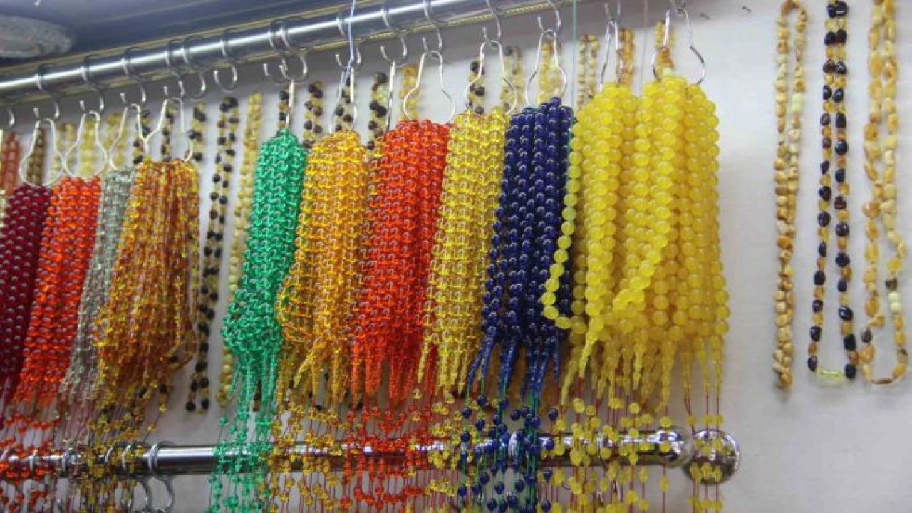 Osmanlı’dan kalan tespihler 30 bin dolara (yaklaşık 800 bin TL) alıcı buluyor.