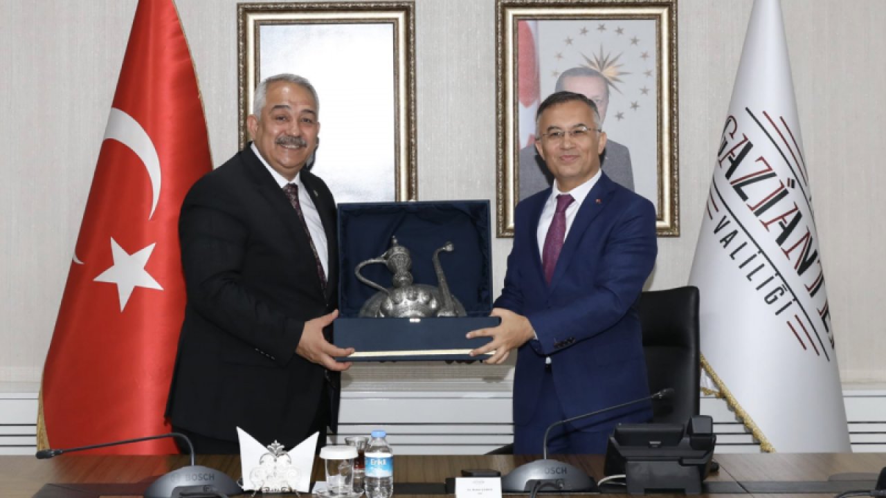 Ak Parti Gaziantep İl Başkanı Çetin, Vali Çeber'i makamında ziyaret etti