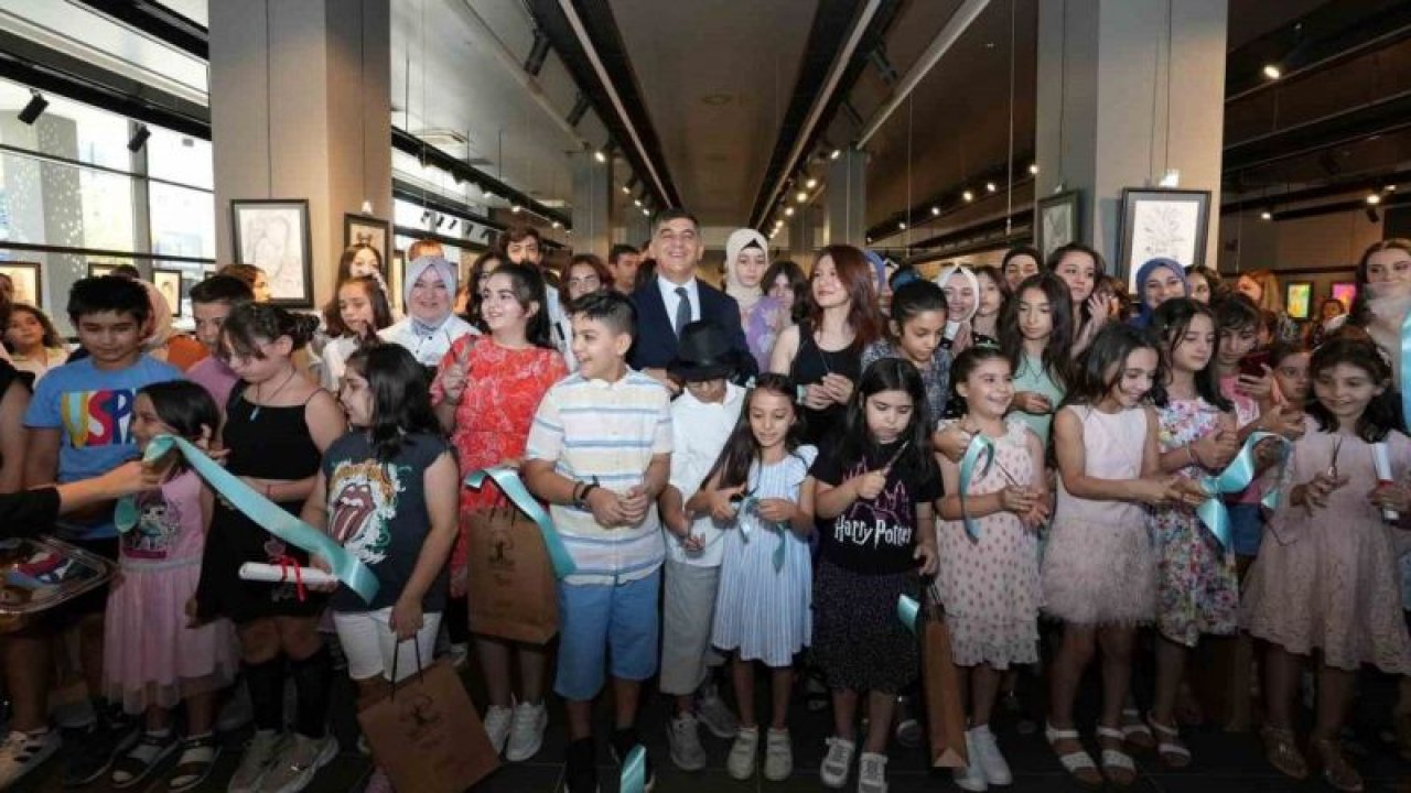 Şehitkamil yaz sanat akademisi dönem sonu resim sergisi açıldı
