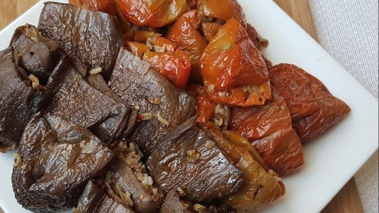 Gazianteplilerin en iyi bildiği lezzet... Kuru dolmaya lezzet katan tüyo