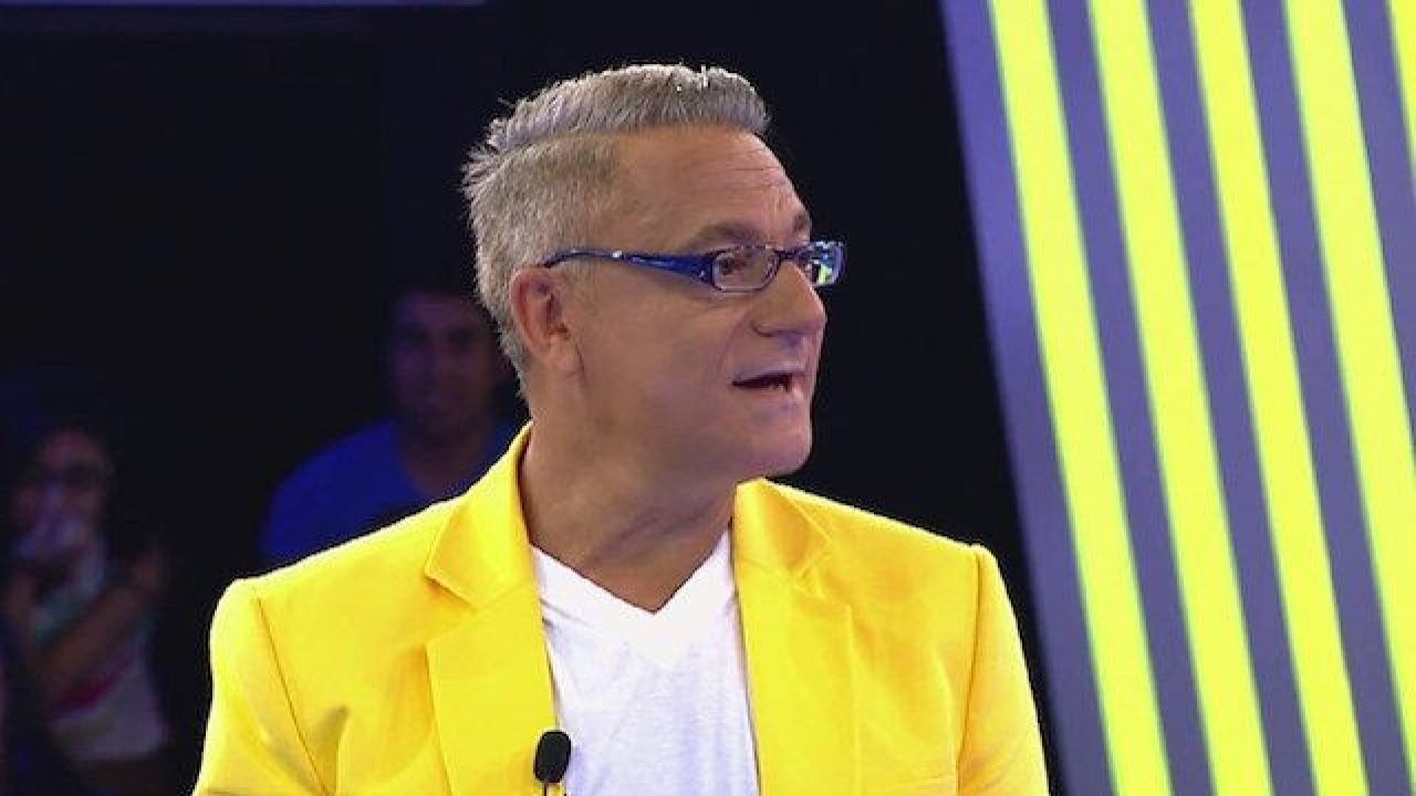 Ünlü şovmen Mehmet Ali Erbil 10 yaş gençleşti! Ortalığı ayağa kaldıracak proje ile yeniden ekranlara dönüyor!