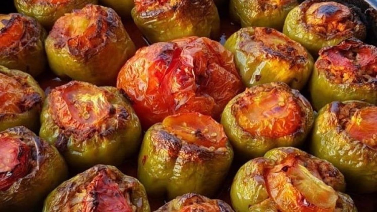 İç harcı hazırlarken deneyin... Biber dolmasının çok daha lezzetli olmasını sağlıyor