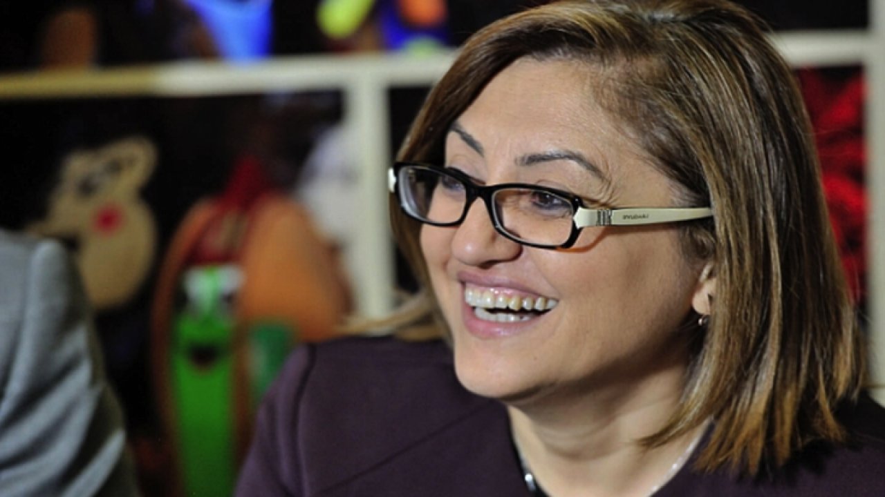 Fatma Şahin: ' İSTANBULA aday Değilim! Haberler Asılsız'... Başkan Şahin Son Noktayı Koydu!