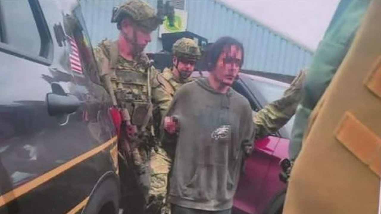 Firari katil iki haftalık kaçışın ardından yakalandı