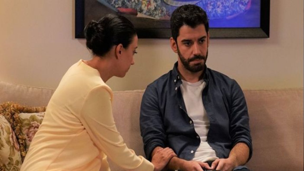 Kızılcık Şerbeti yeni sezon başlıyor! Dizinin hayranları yıkıldı. Ana karakter yok