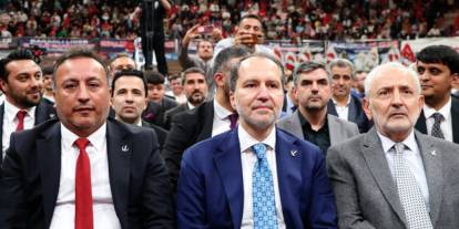 Erbakan, Gaziantep'te partisinin il kongresine katıldı