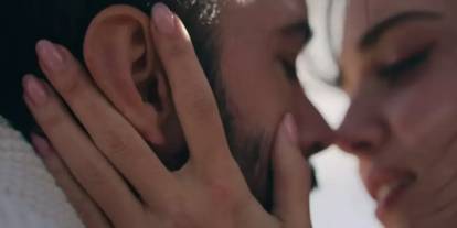 Hande Erçel ve Barış Arduç’tan Yeni Bir Aşk Hikayesi: “Aşkı Hatırla” Dizisinin Fragmanı Yayınlandı! İzleyici İlk Görüntülere Bay