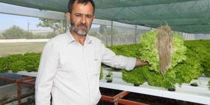 Gaziantep ve Türkiye Bu Çiftçiyi Konuşuyor: '70 günde yetişen ürünü 30 günde üretiyor'