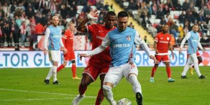 Gaziantep FK Antalya’da İlk Galibiyet Peşinde: Deplasmanda Tarih Yazma Zamanı!