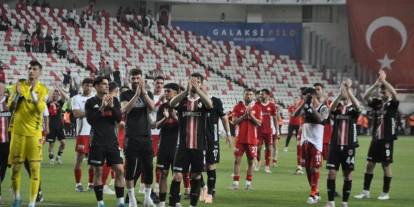 Gaziantep FK Kurtuldu! Dostluk Kazandı, Küme Düşme Tehlikesi Sona Erdi