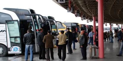 Gaziantep’te Bayram Telaşı! Biletler Tükendi, Ek Seferler Yolda: Yetişemeyenler Dikkat!