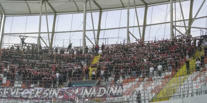 Helal Olsun Size! Gaziantep FK’nın Cefakar Taraftarları Adana’da Takımlarını Yalnız Bırakmadı
