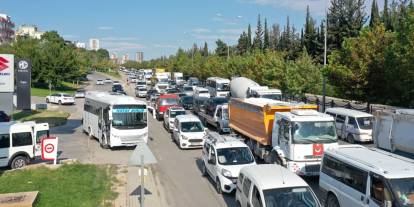 Arefe Günü Türkiye Trafiğinde Alarm Zilleri: Binlerce Araç Sürücüsüne Ceza Kesildi