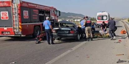 Gaziantep’te iki otomobil çarpıştı: 1 ölü, 2 yaralı