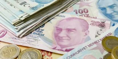 Gaziantep’te Emekliler Banka Banka Geziyor: 15 Bin Liralık Maaşa 25 Bin Lira Promosyon!