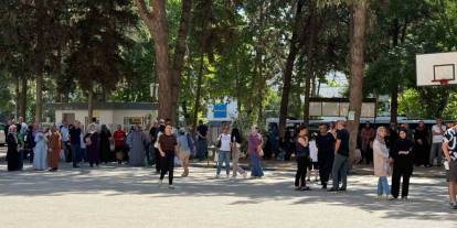 Gaziantep’te YKS’ye geç kalan öğrenci içeri alınmadı!