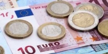 Gaziantep’te Döviz Piyasası Güne Durgun Başladı: Dolar ve Euro Geriledi