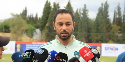 12 takım Süper Lig’e geçen sezonki teknik direktörüyle başlayacak