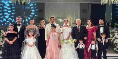 Gaziantep’te Muhteşem Düğün! İş ve Siyaset Dünyası Bu Düğüne Akın Etti