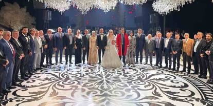 Gaziantep’te Göz Kamaştıran Düğün: Güney ve Kıratlı Ailelerinin Görkemli Buluşması