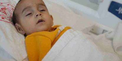 Gaziantep Şehir Hastanesi'nde Mucize Ameliyat! 14 aylık Hamza Tuğra ilk kez duydu