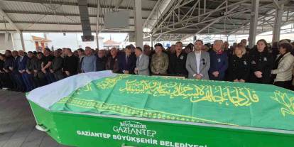 Gaziantep Bu Cenazeye Akın Etti: Şehrin Asırlık Eğitim Çınarı Sonsuzluğa Uğurlandı