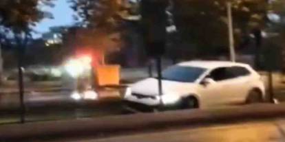 Gaziantep’te Otomobil Tramvay Hattına Uçtu