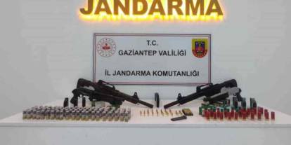 Gaziantep’te 29 adet ruhsatsız silah ele geçirildi: 2 şahıs tutuklandı