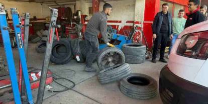Gaziantep'te Sürücüler kış lastiği değişimi için akın ediyor