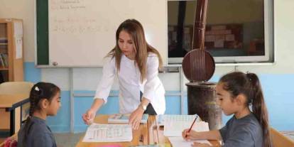 Gaziantep'in Bu Öğretmeni Yüzleri Güldürdü! Bir Fedakarlık Hikayesi...