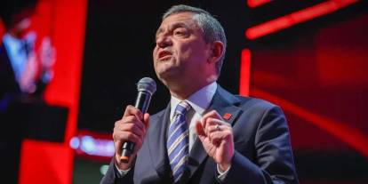 Özgür Özel'den Gaziantep'e Net Yanıt: 'Yalan Yazıyorlar, Gaziantep Herşeyimiz!'