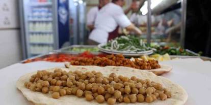 Gaziantep Gündeminde NOHUT DÜRÜMÜ FİYATLARI! 60 TL Mi? 120 TL Mi?