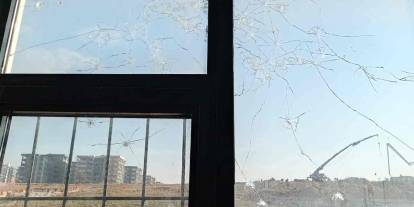 Gaziantep’te Okul Çevresinde Silah Sesleri! Saçmalar Okul Camlarını Kırdı