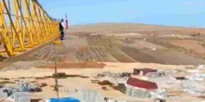 Gaziantep’te TOKİ İnşaat Alanında İşçiden İntihar Girişimi