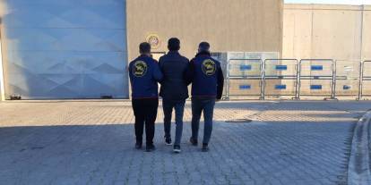 Gaziantep'te dolandırıcılık suçundan 12 yıl cezayla aranan şahıs yakalandı