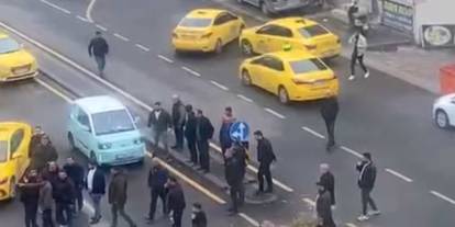 Gaziantep’te Taksicilerin Zil Tartışması! Taksiciler Adeta Mahalleyi Ablukaya Aldı