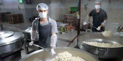 Gaziantep’te Okul Mutfağından 12 Bin Kişilik Sofra