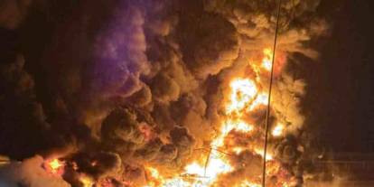 Gaziantep Otoyolu’nda bebek bezi yüklü tır alev alev yandı