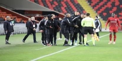 Burak Yılmaz: "Özür Diliyorum"