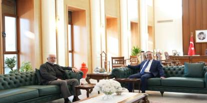 Ahmet Uzer’den Vali Kemal Çeber’e Ziyaret