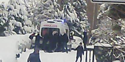 Gaziantep’te Kar Alarmı: Ambulans Hastasıyla Birlikte Yolda Kaldı