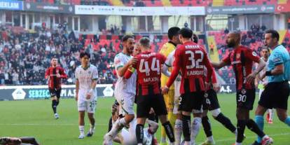 Gaziantep'te 87. Dakika Şoku! Gaziantep FK Galibiyeti Son Anda Kaçırdı