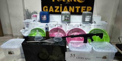 Gaziantep’te 55 litre sıvı metamfetamin ele geçirildi, 3 şahıs tutuklandı
