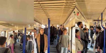 Türkiye Gaziantep'ten Bu Görüntüleri Konuşuyor: Tramvayda Herkes Bir Anda Ayağa Kalktı!