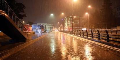 Gaziantep’te Sağanak Yağış Etkisini Artırdı: